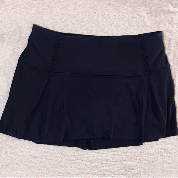Lululemon Lost in Pace skirt 12 large - Picture 7 of 9